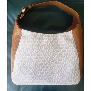 Michael Kors Fulton Hobo bag vanilla/acorn color